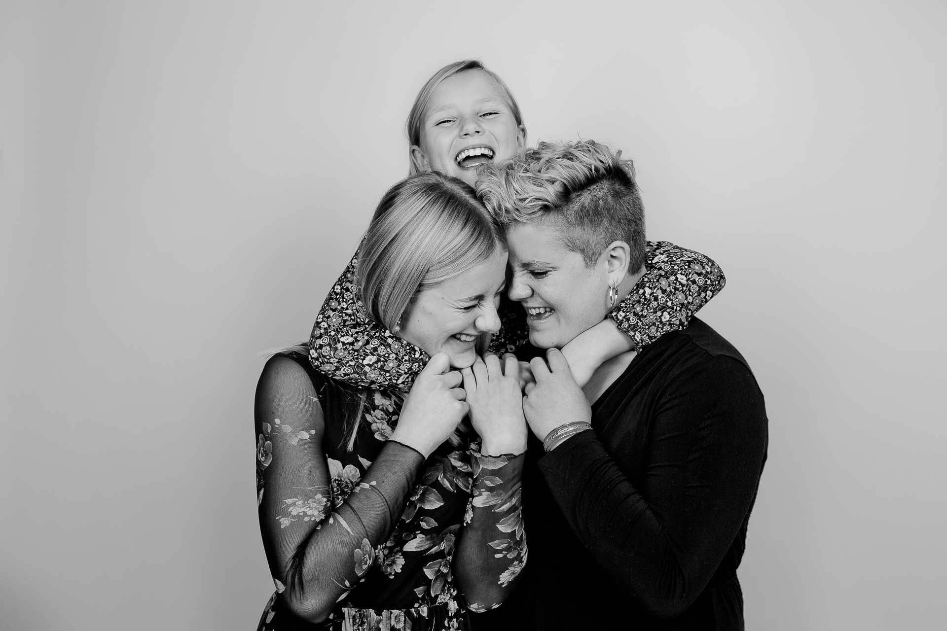 Gruppefoto af søskende